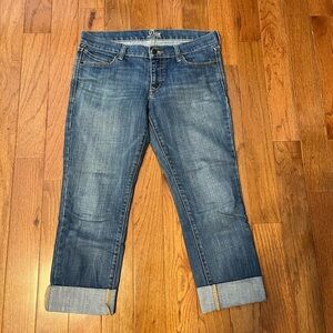 Old Navy Blue Cropped Ankle Jeans
